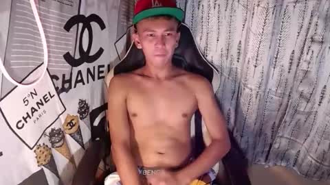 ralfhuge24 online show from 19, 12, 2025