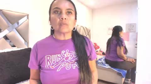 Raquel Moore  online show from 25, 2, 2026