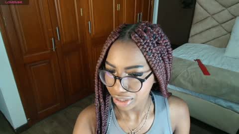 Raquel online show from 26, 1, 2025