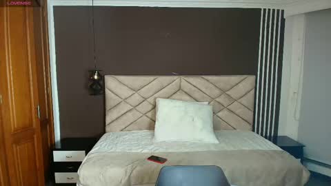 Raquel online show from 9, 2, 2025