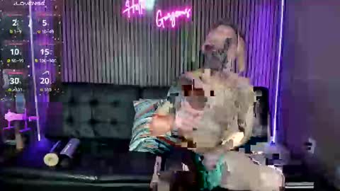 Snapshot of rascal_west chatting on 15, 11, 2025 Rascal West online show from 15, 11, 2025