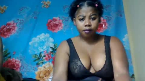 Snapshot of rasoavelo chatting on 25, 7, 2026 rasoavelo online show from 25, 7, 2026