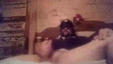 Snapshot of rauzoveq39_ chatting on 13, 10, 2025 rauzoveq39_ online show from 13, 10, 2025