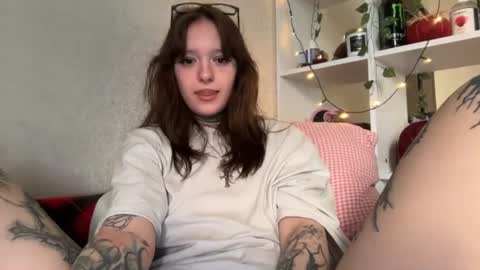 Snapshot of raven_armor chatting on 28, 7, 2026 raven_armor online show from 28, 7, 2026