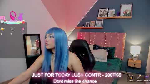 Raven Curly online show from 20, 11, 2025