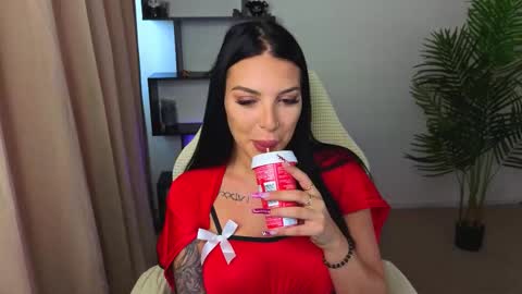 raven_inkk online show from 31, 10, 2025