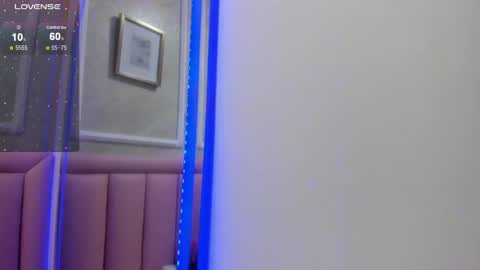 Snapshot of raven_loove chatting on 23, 4, 2026 raven_loove online show from 23, 4, 2026