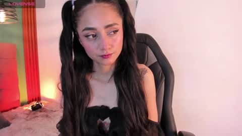 raven_smith_ online show from 19, 6, 2026