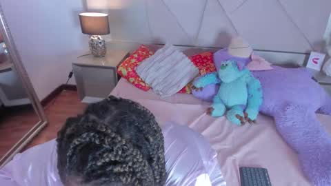Snapshot of ravendipaul_ chatting on 2, 1, 2025 online show from 2, 1, 2025