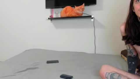 Raveneusbiter online show from 16, 2, 2026