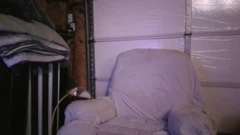 Snapshot of ravengod999 chatting on 14, 11, 2025 ravengod999 online show from 14, 11, 2025