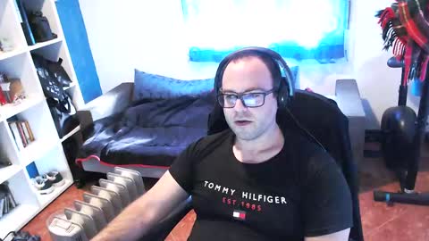 ravingr3d3 online show from 17, 2, 2025