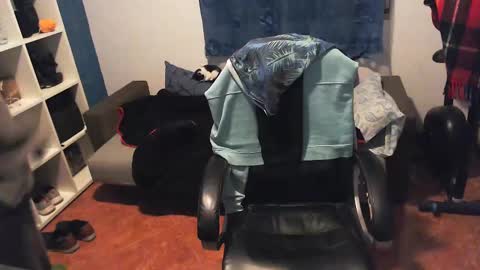 ravingr3d3 online show from 24, 2, 2025