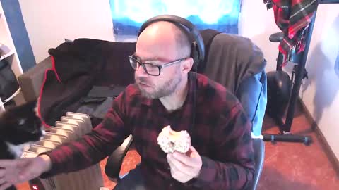 ravingr3d3 online show from 3, 3, 2025