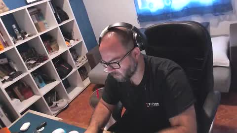 ravingr3d3 online show from 29, 9, 2025