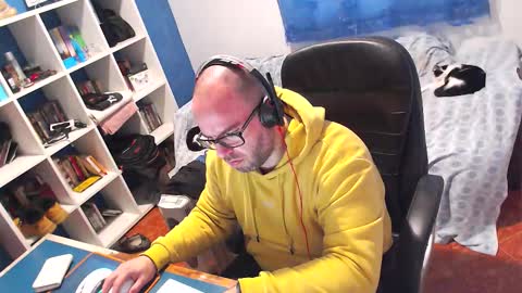 ravingr3d3 online show from 4, 2, 2026