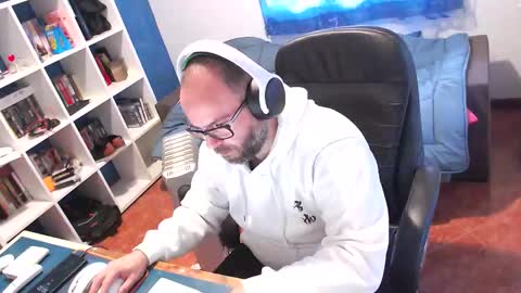 ravingr3d3 online show from 26, 3, 2026