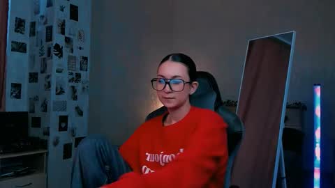 Alia Mereyn online show from 1, 10, 2025