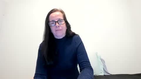 Ravishing Peach Goddess online show from 11, 3, 2026