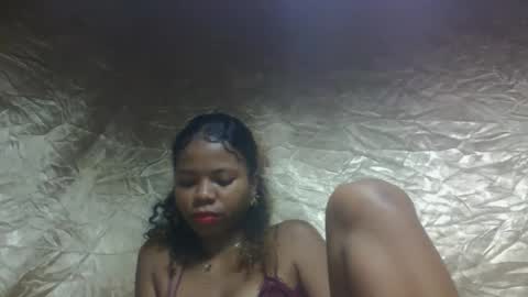 ravomamy online show from 1, 12, 2025