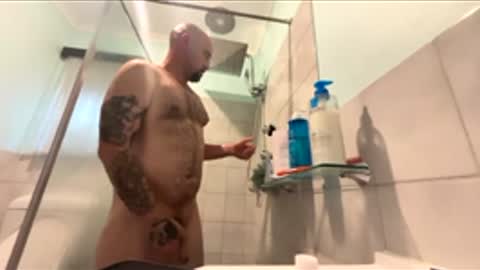 Down under guy online show from 23, 2, 2026