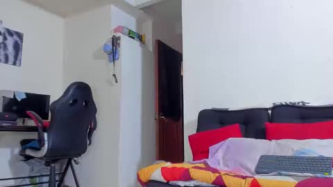 ray_long222 online show from 22, 4, 2026