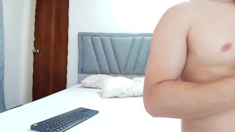 Ray online show from 12, 7, 2026