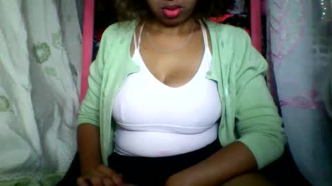 Snapshot of rayana_69 chatting on 10, 5, 2026 rayana_69 online show from 10, 5, 2026