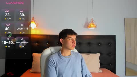 Snapshot of rayder_green chatting on 26, 11, 2025 YE online show from 26, 11, 2025