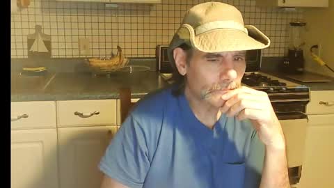 Ray online show from 30, 10, 2025