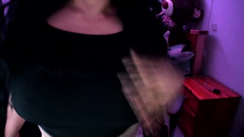 Snapshot of rayza_mature_ chatting on 7, 5, 2026 Danna online show from 7, 5, 2026