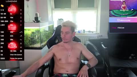 Rayzel online show from 4, 6, 2026
