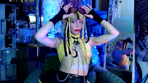  Yrriel Strife Candy-Demon Caveboy mr. Cringe   online show from 8, 1, 2025