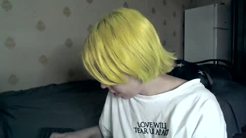  Yrriel Strife Candy-Demon Caveboy mr. Cringe   online show from 4, 4, 2026