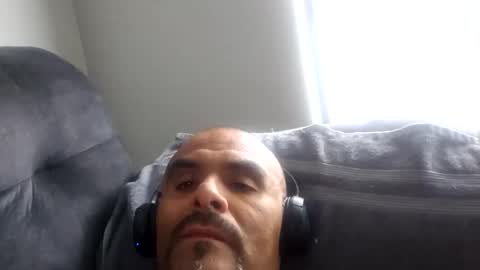 Snapshot of razorvet chatting on 7, 6, 2026 Razorvet online show from 7, 6, 2026