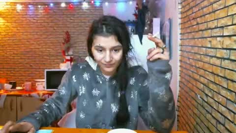 Snapshot of real_coupl3 chatting on 5, 2, 2026 real_coupl3 online show from 5, 2, 2026