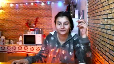 Snapshot of real_coupl3 chatting on 8, 2, 2026 real_coupl3 online show from 8, 2, 2026