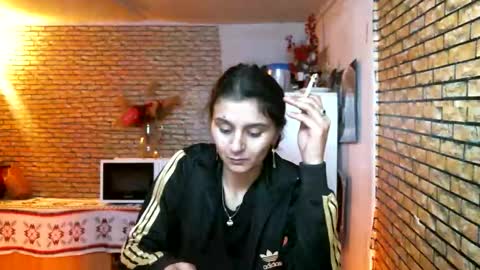 Snapshot of real_coupl3 chatting on 11, 2, 2026 real_coupl3 online show from 11, 2, 2026