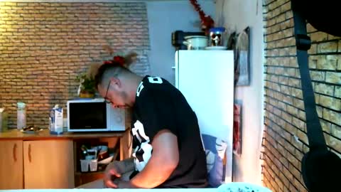 Snapshot of real_coupl3 chatting on 19, 2, 2026 real_coupl3 online show from 19, 2, 2026