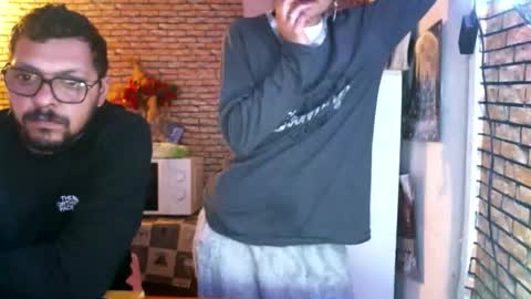 Snapshot of real_coupl3 chatting on 1, 4, 2026 real_coupl3 online show from 1, 4, 2026