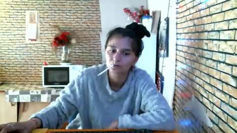 Snapshot of real_coupl3 chatting on 5, 4, 2026 real_coupl3 online show from 5, 4, 2026