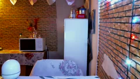 Snapshot of real_coupl3 chatting on 3, 5, 2026 real_coupl3 online show from 3, 5, 2026