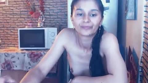 Snapshot of real_coupl3 chatting on 15, 5, 2026 real_coupl3 online show from 15, 5, 2026