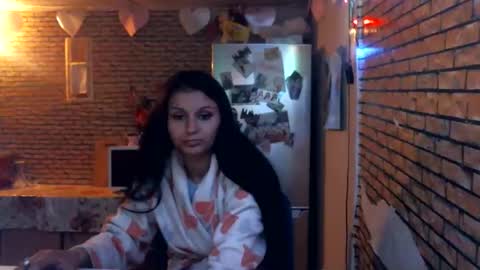Snapshot of real_coupl3 chatting on 24, 5, 2026 real_coupl3 online show from 24, 5, 2026