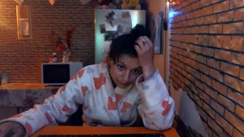 Snapshot of real_coupl3 chatting on 25, 5, 2026 real_coupl3 online show from 25, 5, 2026