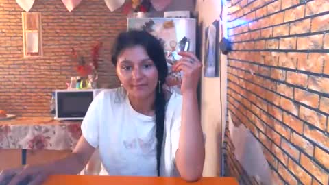 Snapshot of real_coupl3 chatting on 28, 5, 2026 real_coupl3 online show from 28, 5, 2026