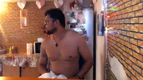 Snapshot of real_coupl3 chatting on 5, 6, 2026 real_coupl3 online show from 5, 6, 2026