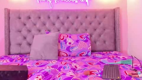 Cattleya Exposito  online show from 3, 10, 2025