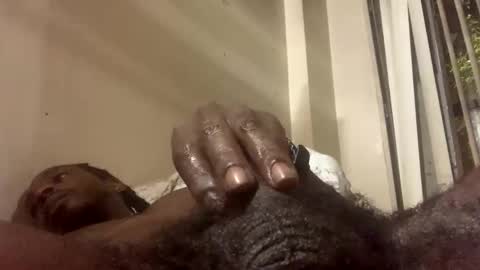 Snapshot of reallife1993 chatting on 14, 11, 2025 reallife1993 online show from 14, 11, 2025