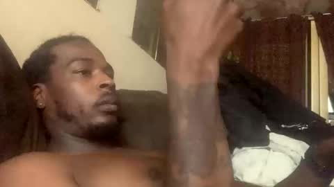 Snapshot of reallife1993 chatting on 15, 11, 2025 reallife1993 online show from 15, 11, 2025